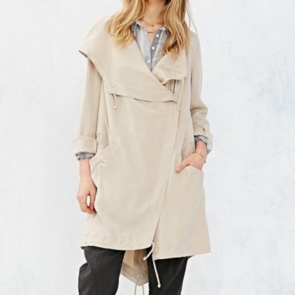 NWT SILENCE + NOISE WAYLIN ASYMMETRICAL PARKA, SMALL - Picture 4 of 16